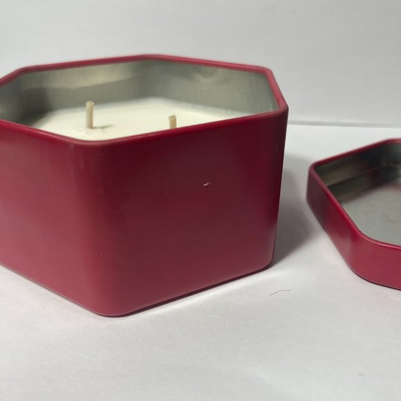 Burt's Bees Farm Fresh Apple 2 Wick Tin Soy Candle (1) Candle 3.5oz DISCONTINUED - Picture 11 of 13